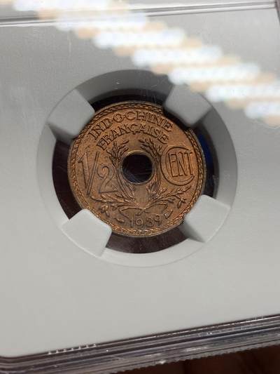 《竞宝斋》第420场 周日，周一，周二  3场连拍 （全场包邮） NGC MS64RB 法属印支1939年1/2C铜币