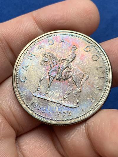 《竞宝斋》第420场 周日，周一，周二  3场连拍 （全场包邮） 加拿大1973年骑警银币 紫色包浆