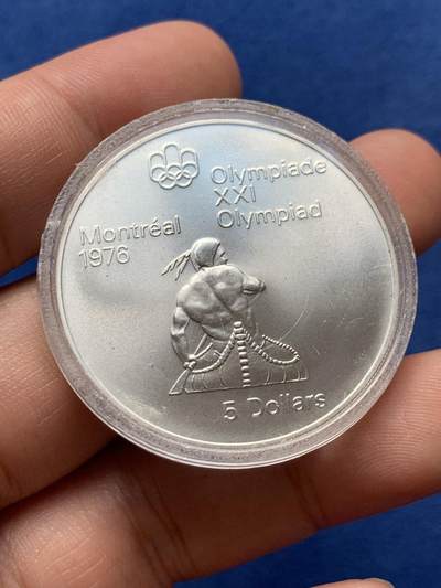 《竞宝斋》第420场 周日，周一，周二  3场连拍 （全场包邮） 两枚一组 加拿大1976年蒙特利尔奥运会5元银币 赛艇+皮划艇 925银 总重48.6克 原封原光