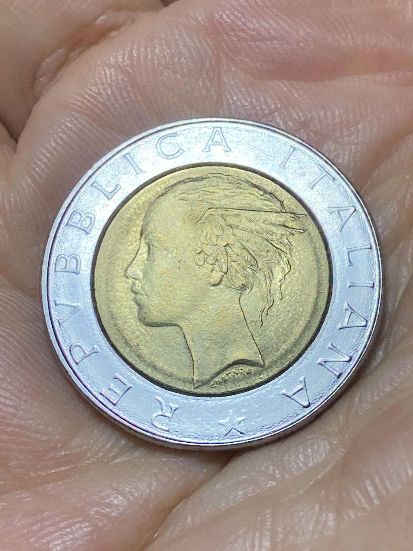 2025年第九十四场(总第一百二十场）外国好品散币(免佣金) 意大利🇮🇹1985年500里拉(共和国时期，第二版)