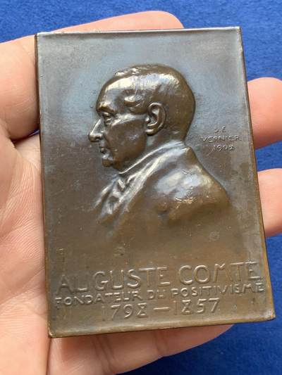 《竞宝斋》第420场 周日，周一，周二  3场连拍 （全场包邮） 法国奥古斯特·孔德方型纪念铜章 94克 50.6*71.8mm