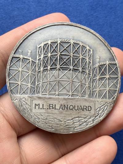 《竞宝斋》第420场 周日，周一，周二  3场连拍 （全场包邮） 两枚一组 法国电力与煤气公司纪念铜章 总重约152.5克 54mm