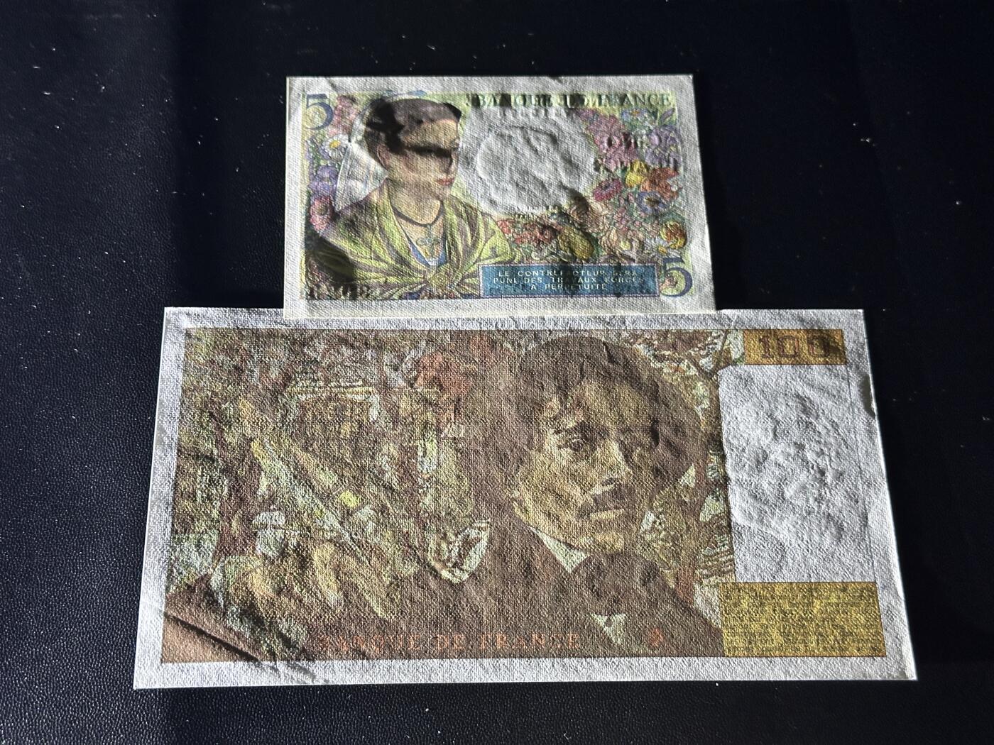 《外钞收藏家》第五百六十九期（本期拍品品种丰富、精选优质稀少好货）（本平台长期征集拍品、欢迎藏友们联系合作） 1945年5法郎+1986年100法郎 UNC-