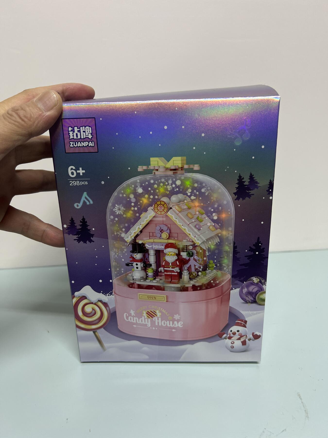 零元拍：2025款圣诞节音乐盒拼装圣诞自动飘雪，全新未拆。