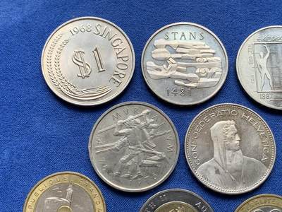 《竞宝斋》第420场 周日，周一，周二  3场连拍 （全场包邮） 12枚一组 外国硬币 细节见图