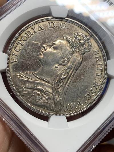 《竞宝斋》第420场 周日，周一，周二  3场连拍 （全场包邮） NGC AUD 英国1889年维多利亚高冠马剑克朗银币