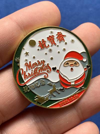 《竞宝斋》第420场 周日，周一，周二  3场连拍 （全场包邮） 竞宝斋2023年圣诞竞拍纪念章 送拍可抵100佣金