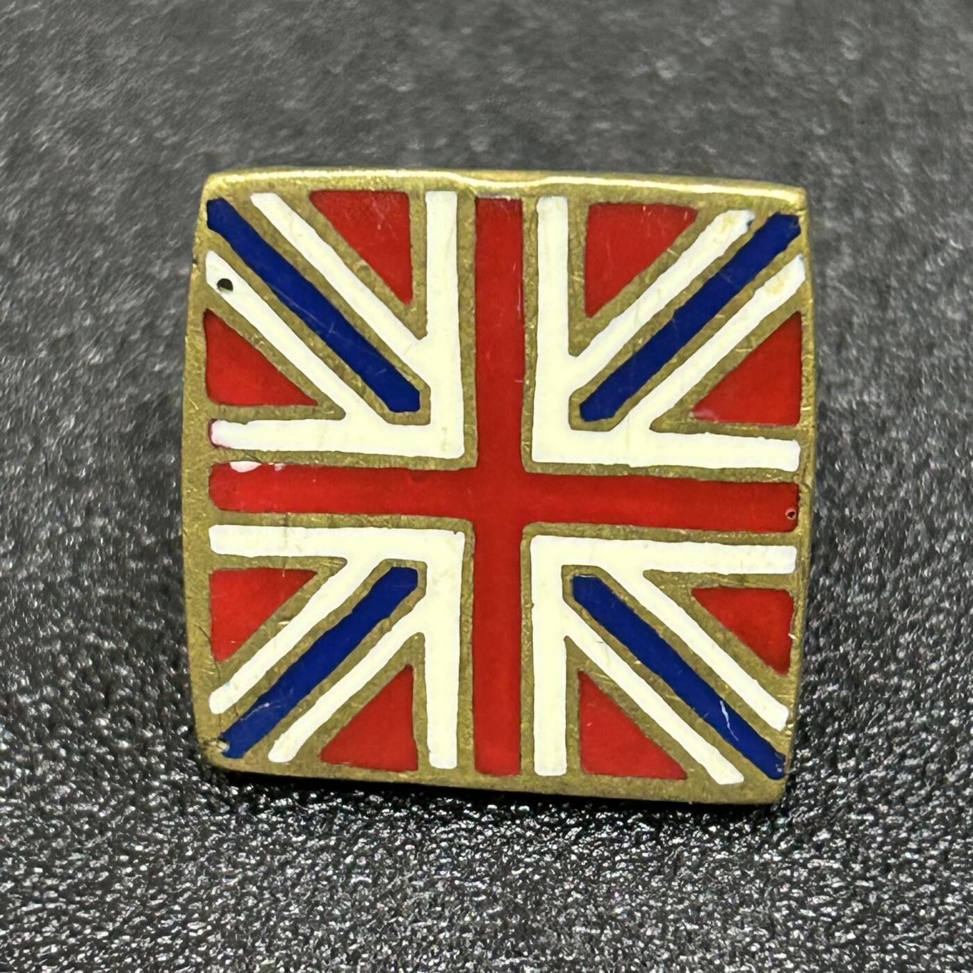 西秦中古拍卖第五十九期 英国二战爱国者之戒 铜制珐琅 授予二战时期捐资助战，参军的英国人