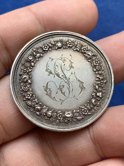 《竞宝斋》第420场 周日，周一，周二  3场连拍 （全场包邮） 法国婚礼银章 1860 神灯银标 18.35克 34.7mm