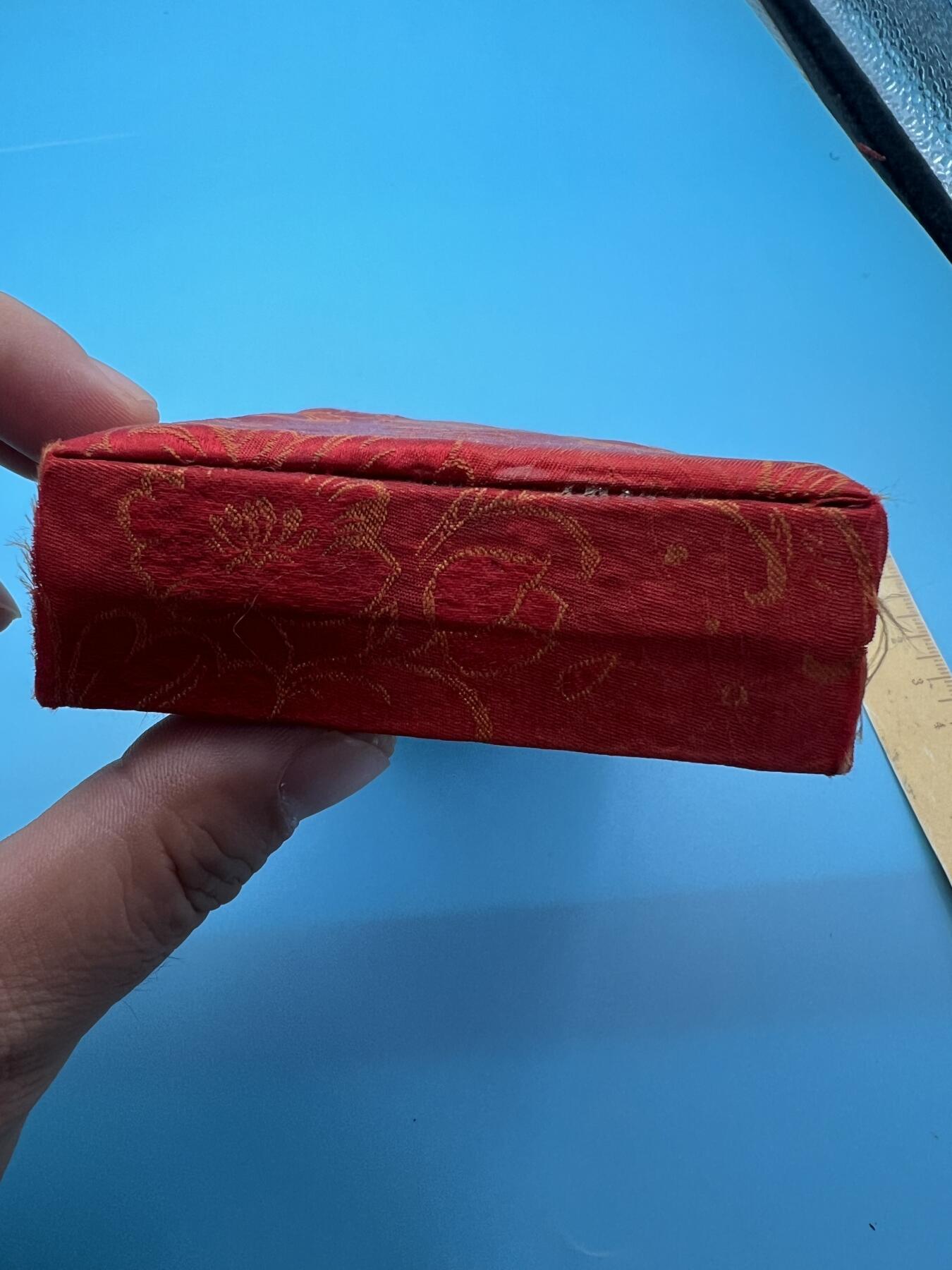 真品毛主席像章、纪念章 真品像章、纪念章、
