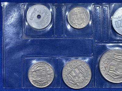 《竞宝斋》第420场 周日，周一，周二  3场连拍 （全场包邮） 八枚一组 希腊王国五六十年代硬币组合 基本原光好品 细节见图