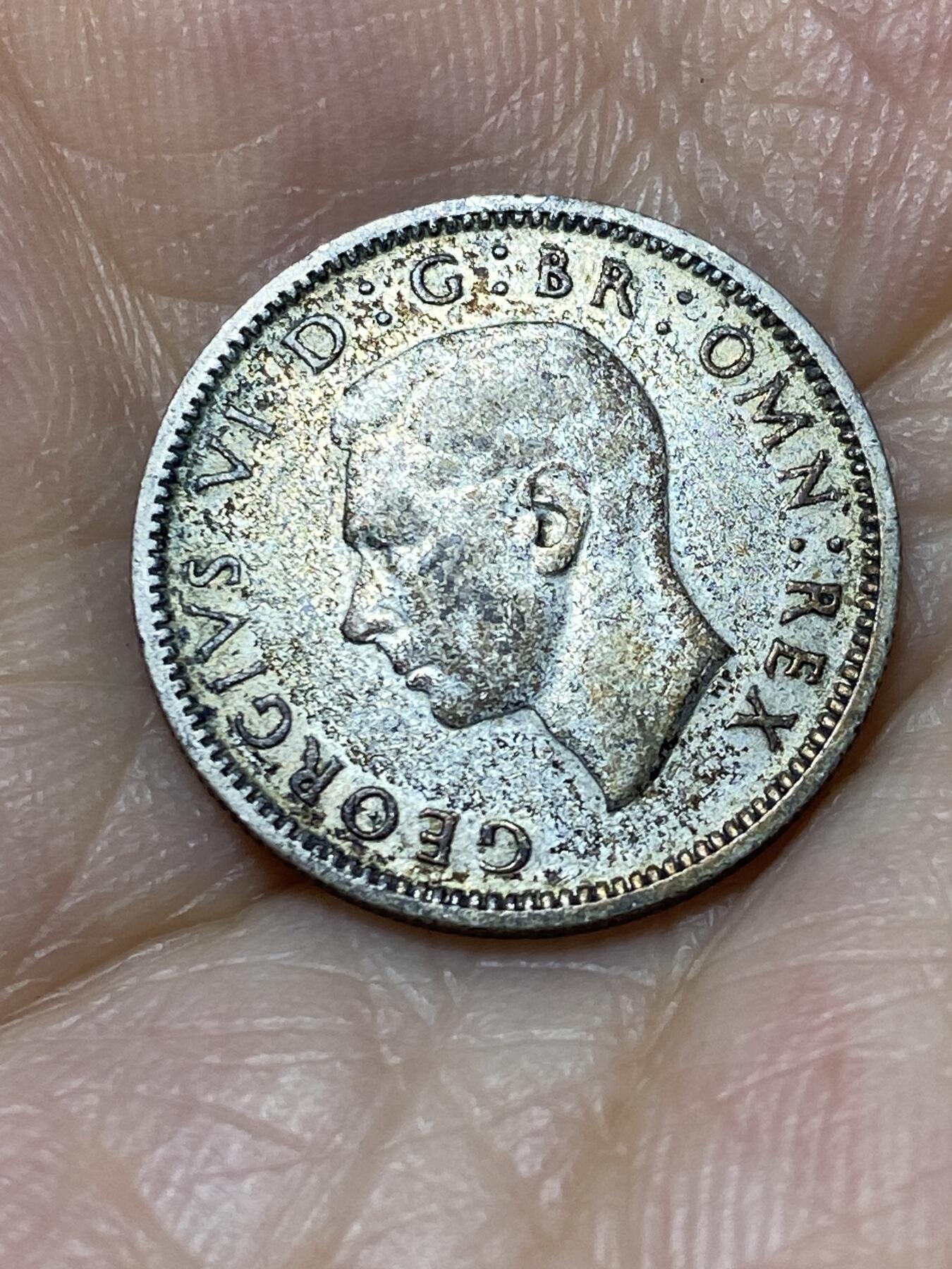2025年第九十四场(总第一百二十场）外国好品散币(免佣金) 英国🇬🇧1945年6便士银币(乔治六世第一版，500银)