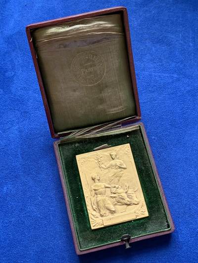 《竞宝斋》第420场 周日，周一，周二  3场连拍 （全场包邮） 法国农业镀金铜质方章 61.1克 40.6*53.8mm 带盒