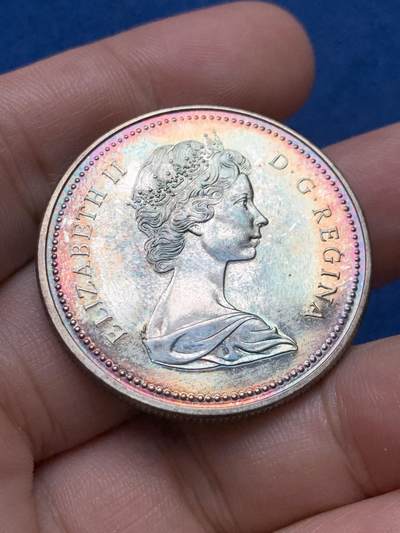 《竞宝斋》第420场 周日，周一，周二  3场连拍 （全场包邮） 加拿大1973年骑警银币 紫色包浆