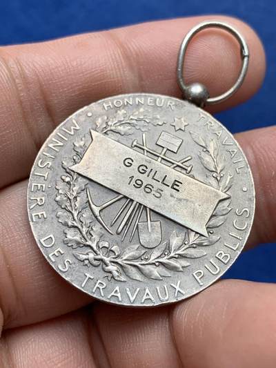 《竞宝斋》第420场 周日，周一，周二  3场连拍 （全场包邮） 玛丽安娜女神银质奖章 15.9克 32.8mm 丰饶角1