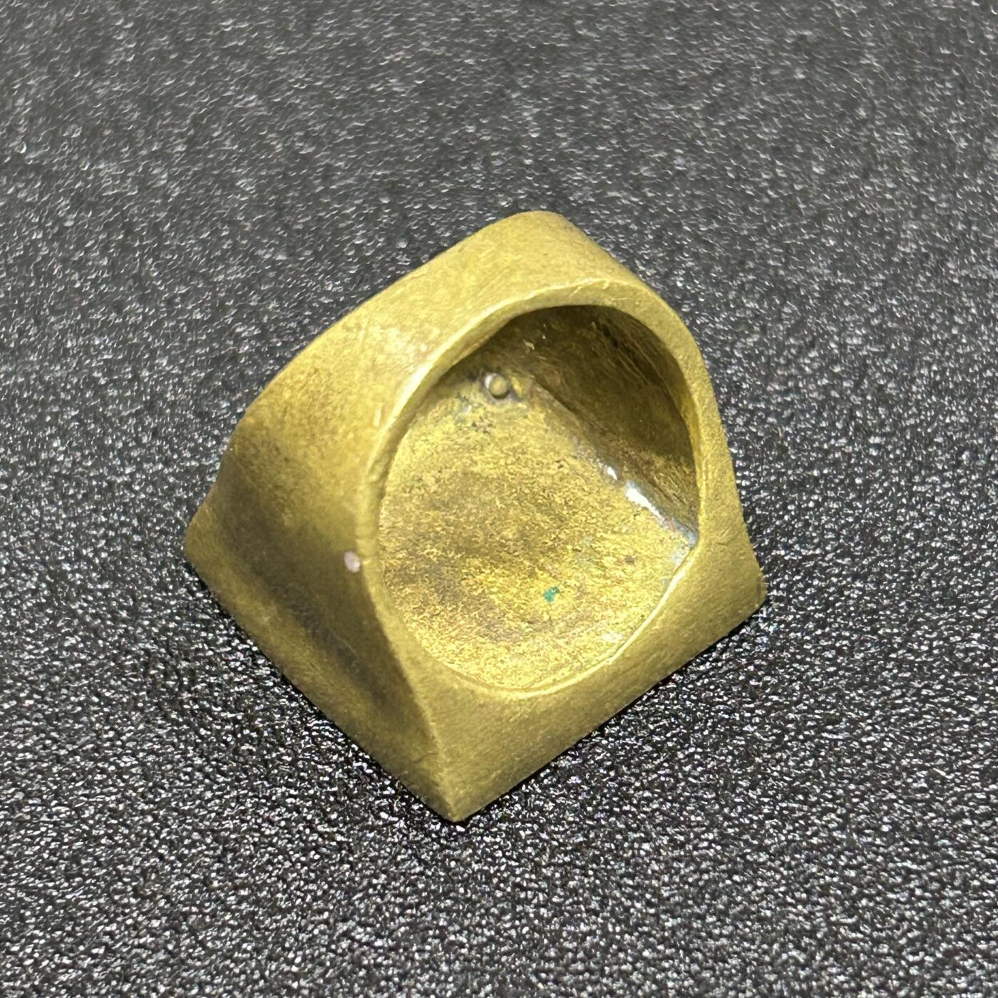西秦中古拍卖第五十九期 英国二战爱国者之戒 铜制珐琅 授予二战时期捐资助战，参军的英国人