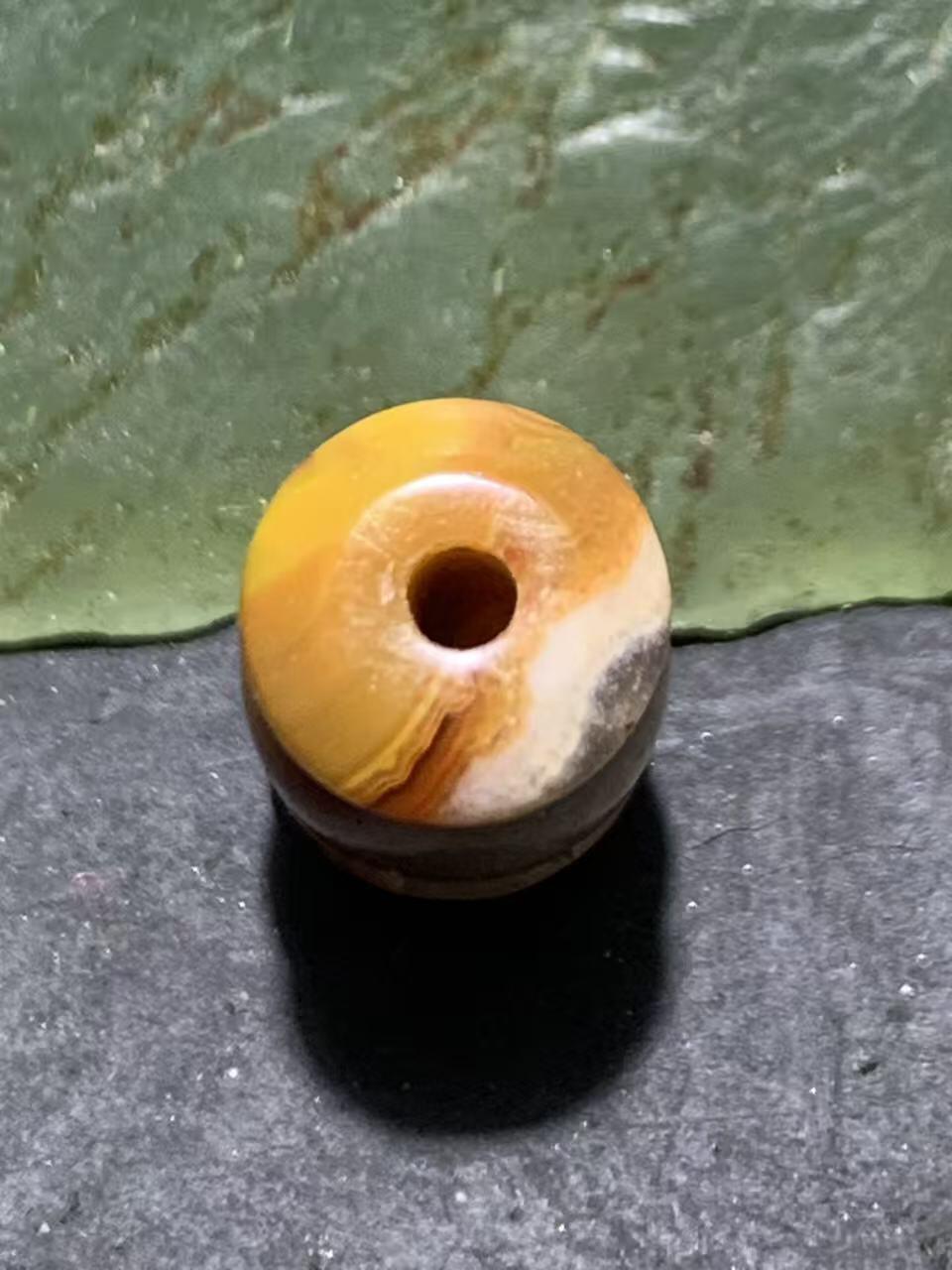 精美冰飘战国红玛瑙鼓珠一颗！