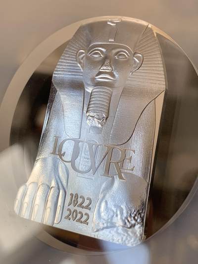 《竞宝斋》第420场 周日，周一，周二  3场连拍 （全场包邮） NGC PF70 法国2022年卢浮宫纪念异形币10欧元，埃及狮身人面像，发行量稀少。大盒封装，999银，发行量5000枚。