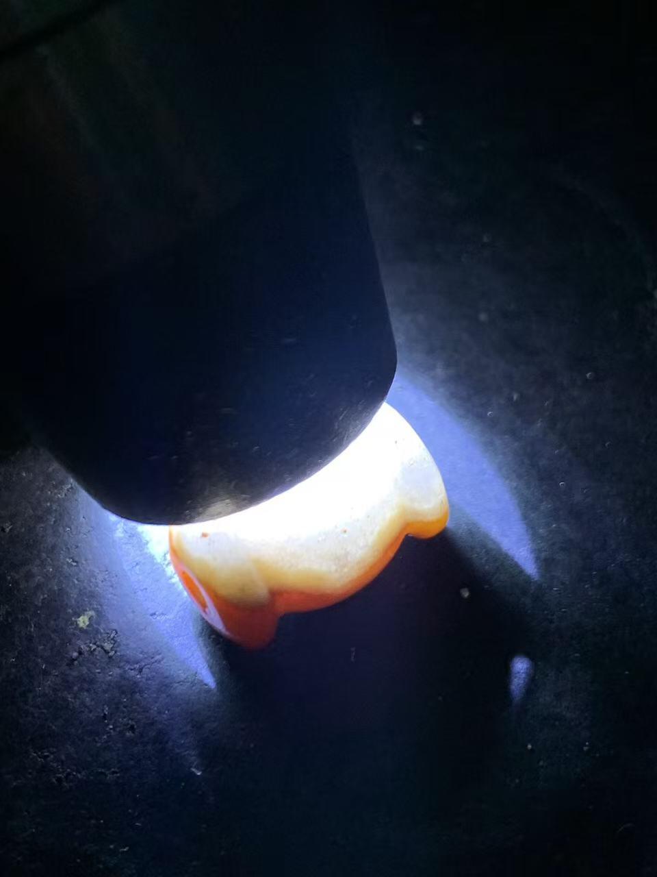 精美冰飘战国红玛瑙鼓珠一颗！