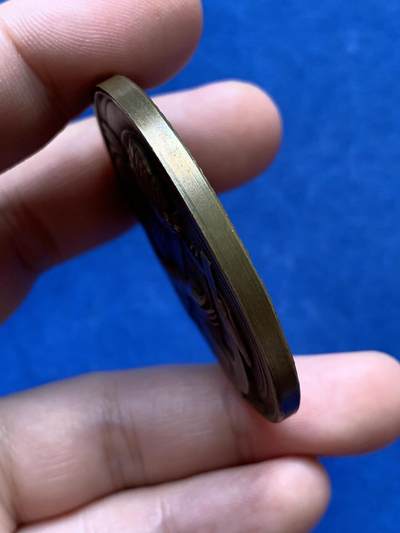 《竞宝斋》第420场 周日，周一，周二  3场连拍 （全场包邮） 法国竖琴表演纪念铜章 56.8克 49.7mm