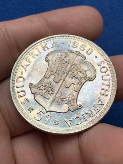 《竞宝斋》第420场 周日，周一，周二  3场连拍 （全场包邮） 南非1960年联盟成立50周年5先令银币