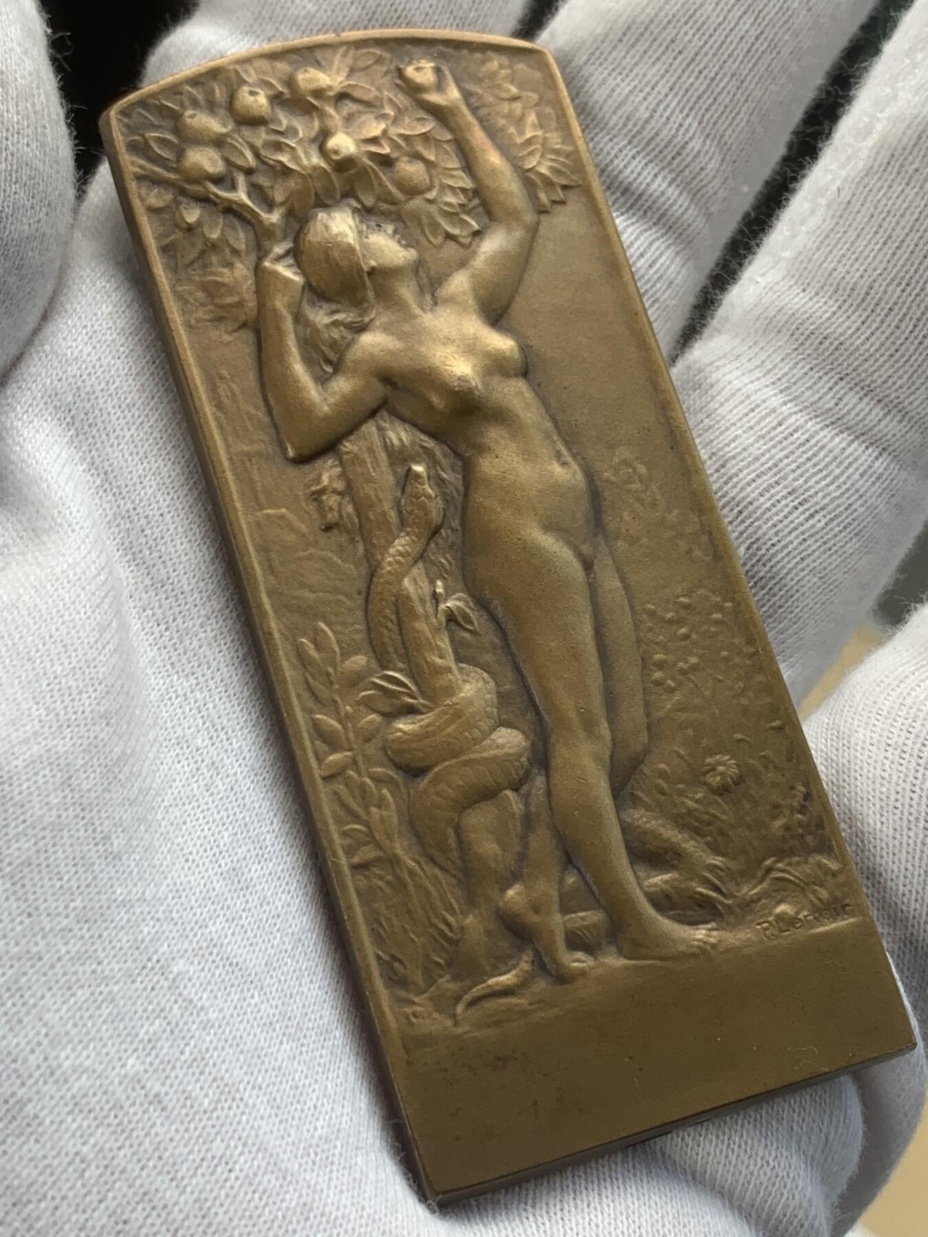 掌中浮雕-藏着的欧洲第036场 法国P.Lenior新艺术铜章《夏娃》，37mm*86mm