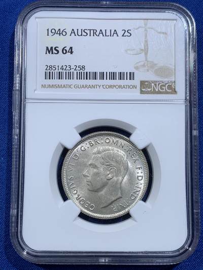 《竞宝斋》第420场 周日，周一，周二  3场连拍 （全场包邮） - NGC MS64 澳大利亚1946年乔六2先令银币，袋鼠与鸸鹋。币面清爽干净，观感很好。流通充分的版本，64高分