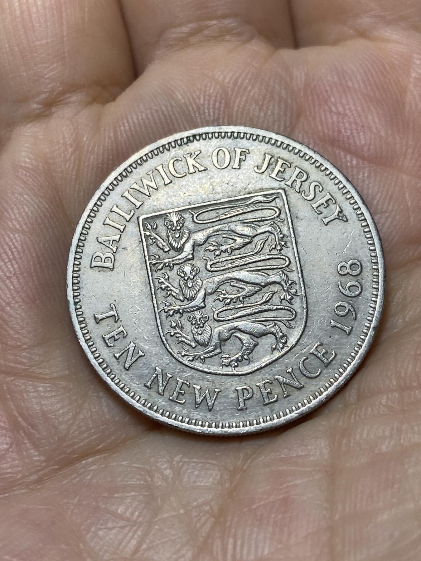 2025年第九十四场(总第一百二十场）外国好品散币(免佣金) 英属泽西岛🇯🇪1968年10新便士(伊丽莎白二世中年花冠，十进制第一版)