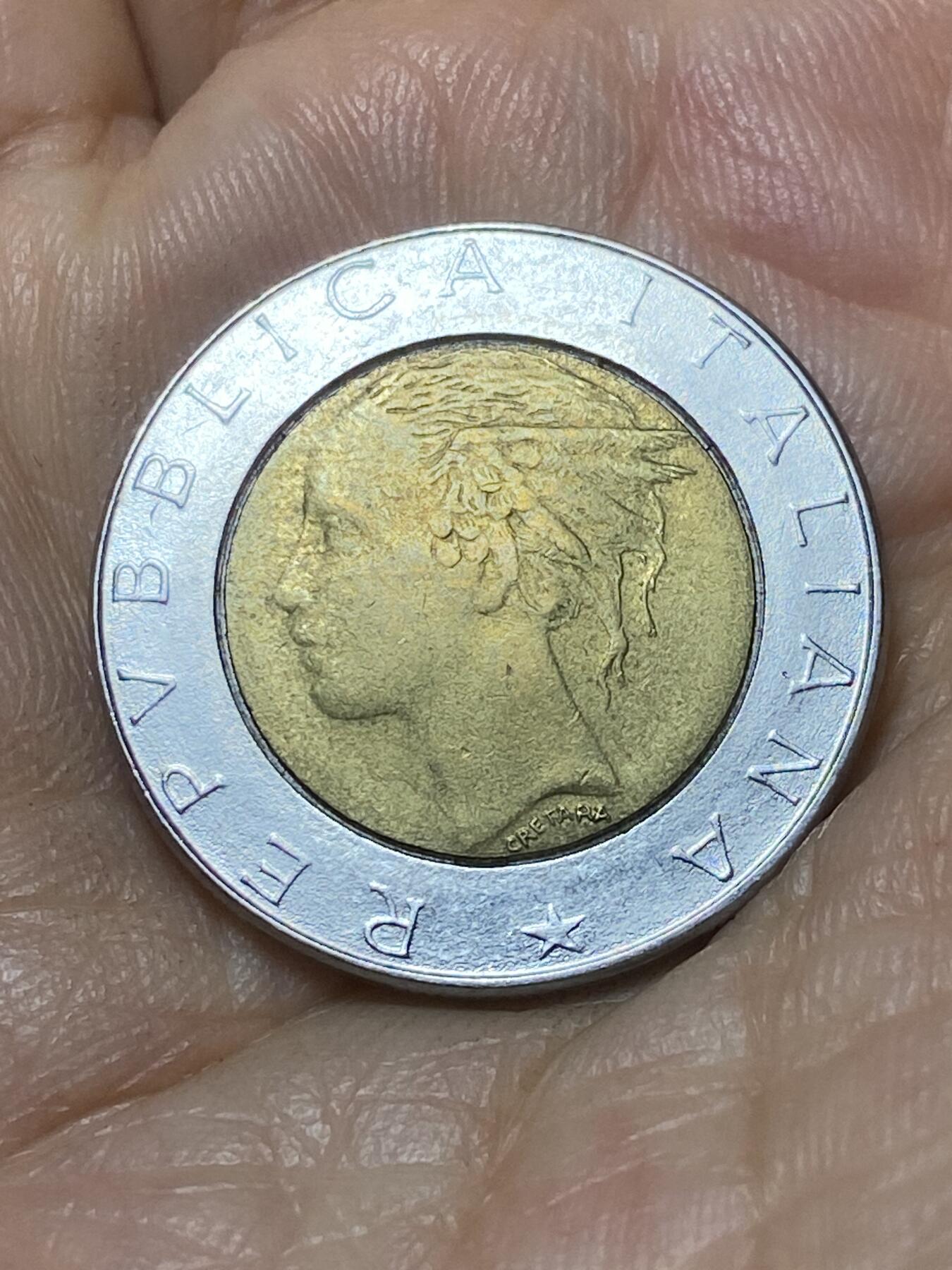 2025年第九十四场(总第一百二十场）外国好品散币(免佣金) 意大利🇮🇹1988年500里拉(共和国时期，第二版)