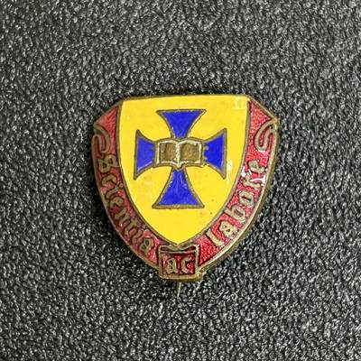 西秦中古拍卖第五十九期 - 二战时期 英国图书馆徽章