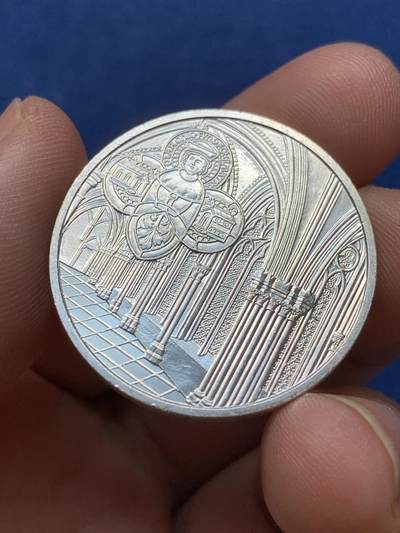 《竞宝斋》第420场 周日，周一，周二  3场连拍 （全场包邮） 两枚一组 奥地利2008年克洛斯特新堡10欧元银币（925银 17.3克）+法国1993年银质代币（900银 15克）