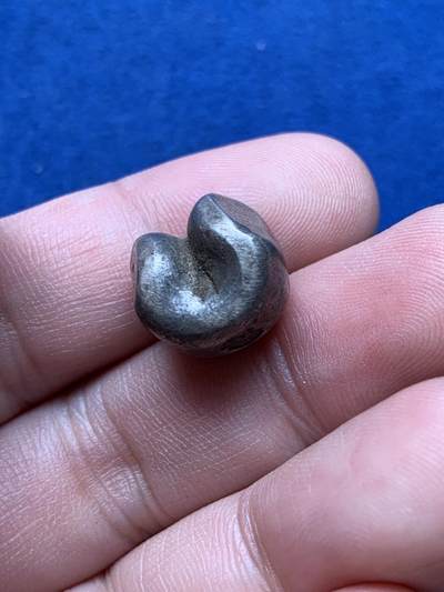 《竞宝斋》第420场 周日，周一，周二  3场连拍 （全场包邮） 泰国18世纪子弹银屁股锭 1泰铢 15.2g 拉玛四世/五世