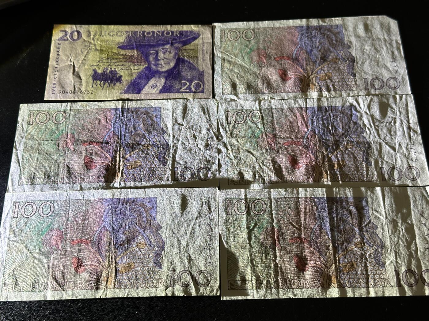 《外钞收藏家》第五百六十九期（本期拍品品种丰富、精选优质稀少好货）（本平台长期征集拍品、欢迎藏友们联系合作）  押