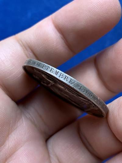 《竞宝斋》第420场 周日，周一，周二  3场连拍 （全场包邮） 法国婚礼银章 1860 神灯银标 18.35克 34.7mm