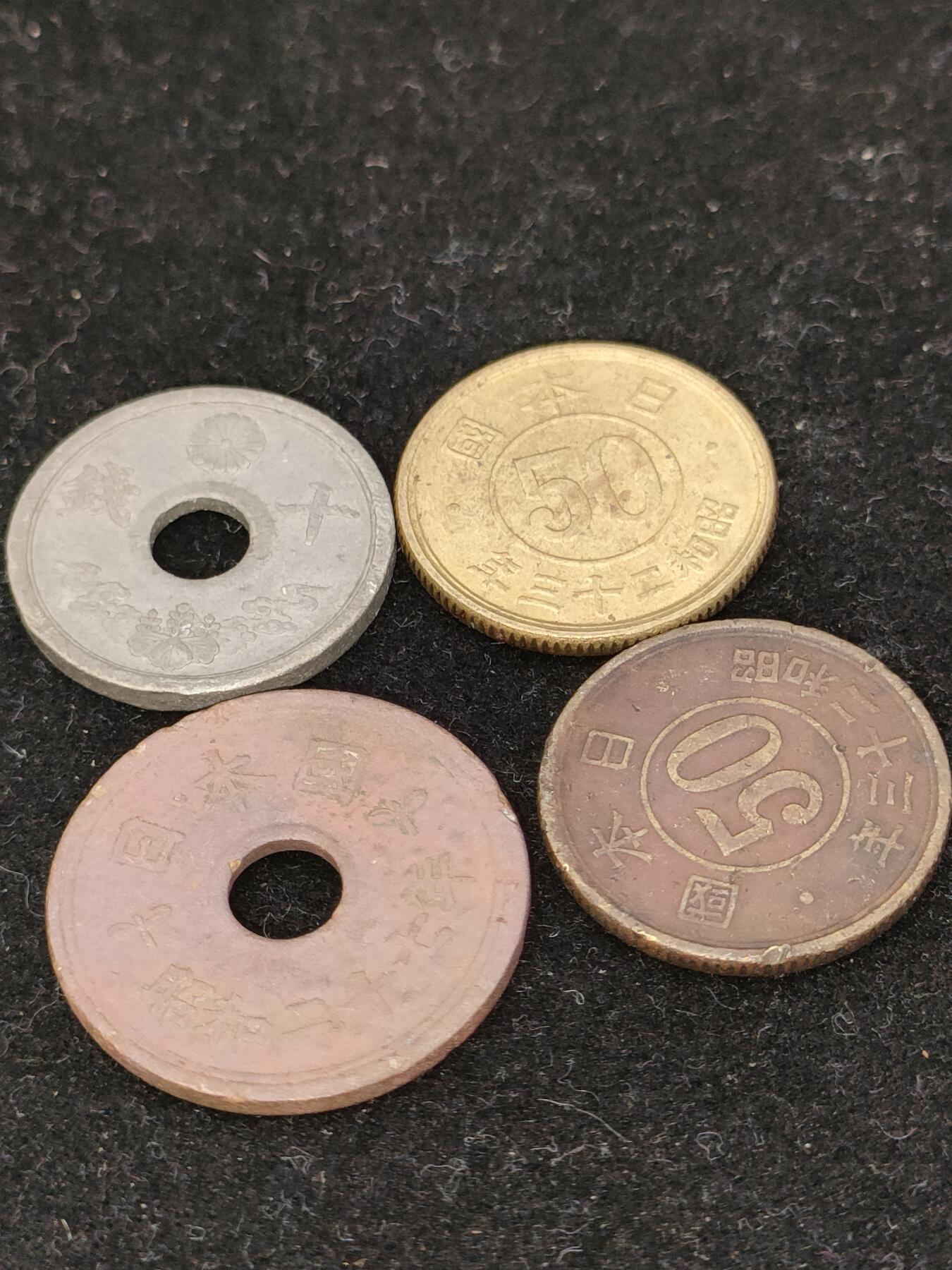 猩哥外币小铺➨【第192场】 日本四个