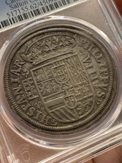 《竞宝斋》第420场 周日，周一，周二  3场连拍 （全场包邮） 唯一冠军分 PCGS MS62 西班牙1589年8里亚尔大银币 四百余年窖藏醇厚包浆 塞戈维亚厂光彩四溢 盾徽文字打制完美 名家Salton旧藏 出身德国显赫犹太银行世家 Salton夫妇六十余年一生的积累构筑了20世纪最伟大的集藏之一  22-23历时两年由SBP和昆克联手展现给世人 收益用于慈善 震古烁今