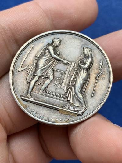 《竞宝斋》第420场 周日，周一，周二  3场连拍 （全场包邮） 法国婚礼银章 1860 神灯银标 18.35克 34.7mm