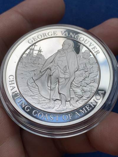 《竞宝斋》第420场 周日，周一，周二  3场连拍 （全场包邮） 蒙巴顿大英海洋史精制银章，37.5克，44.2mm，925银，比马剑大一圈，侧银标。1791英军测绘掌控北美洲西北海岸，温哥华西雅图等区域。此套银章铭刻了大英王霸世界海权的每次关键，宏大史诗，设计华美，收藏价值极高。