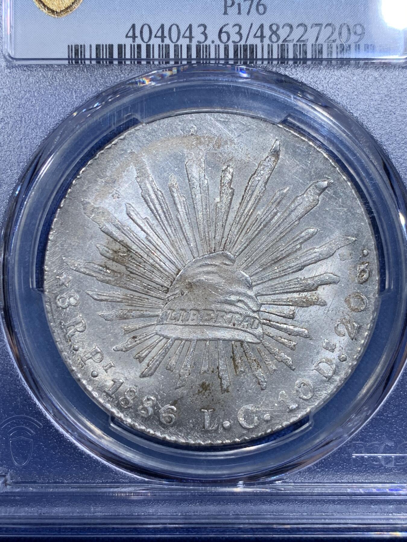 《竞宝斋》第421场 周日，周一，周二  3场连拍 （全场包邮） PCGS MS63 墨西哥1886年鹰洋8瑞尔 圣路易斯波托西PI厂 鉴定师LC 转光佳 少见厂别 高分极少 更高仅3枚