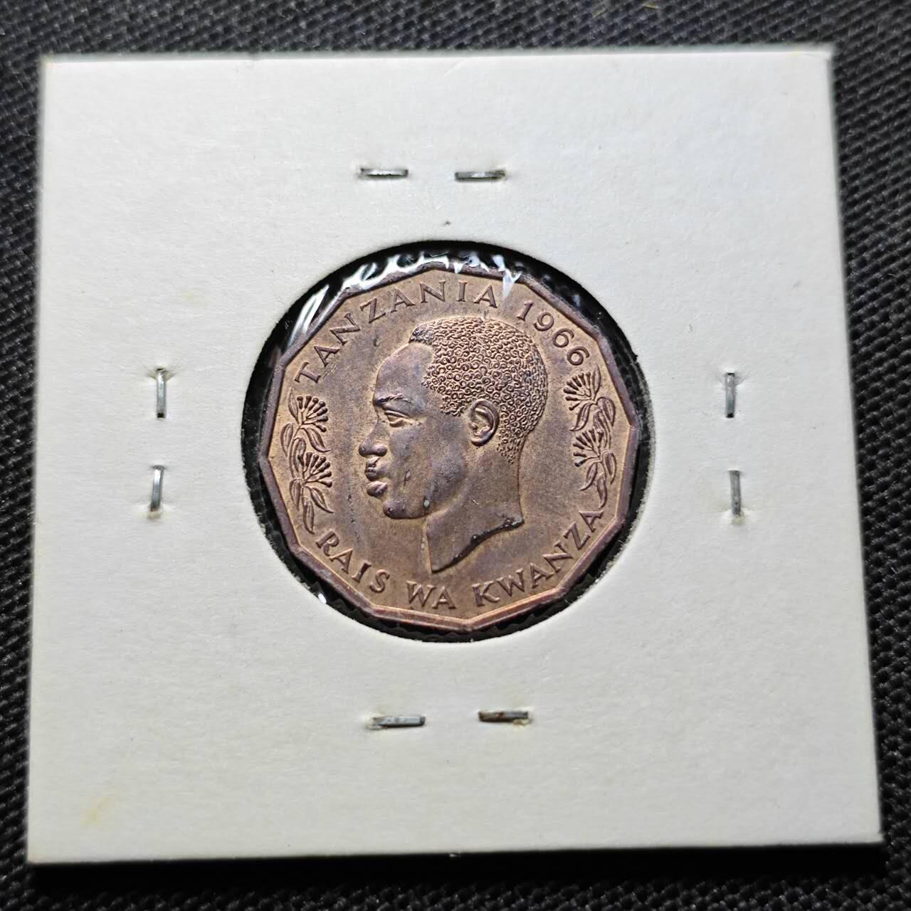 KK钱币收藏小铺 第345场 2月预留时间 周末发货  1966坦桑尼亚5分铜币 剑鱼
