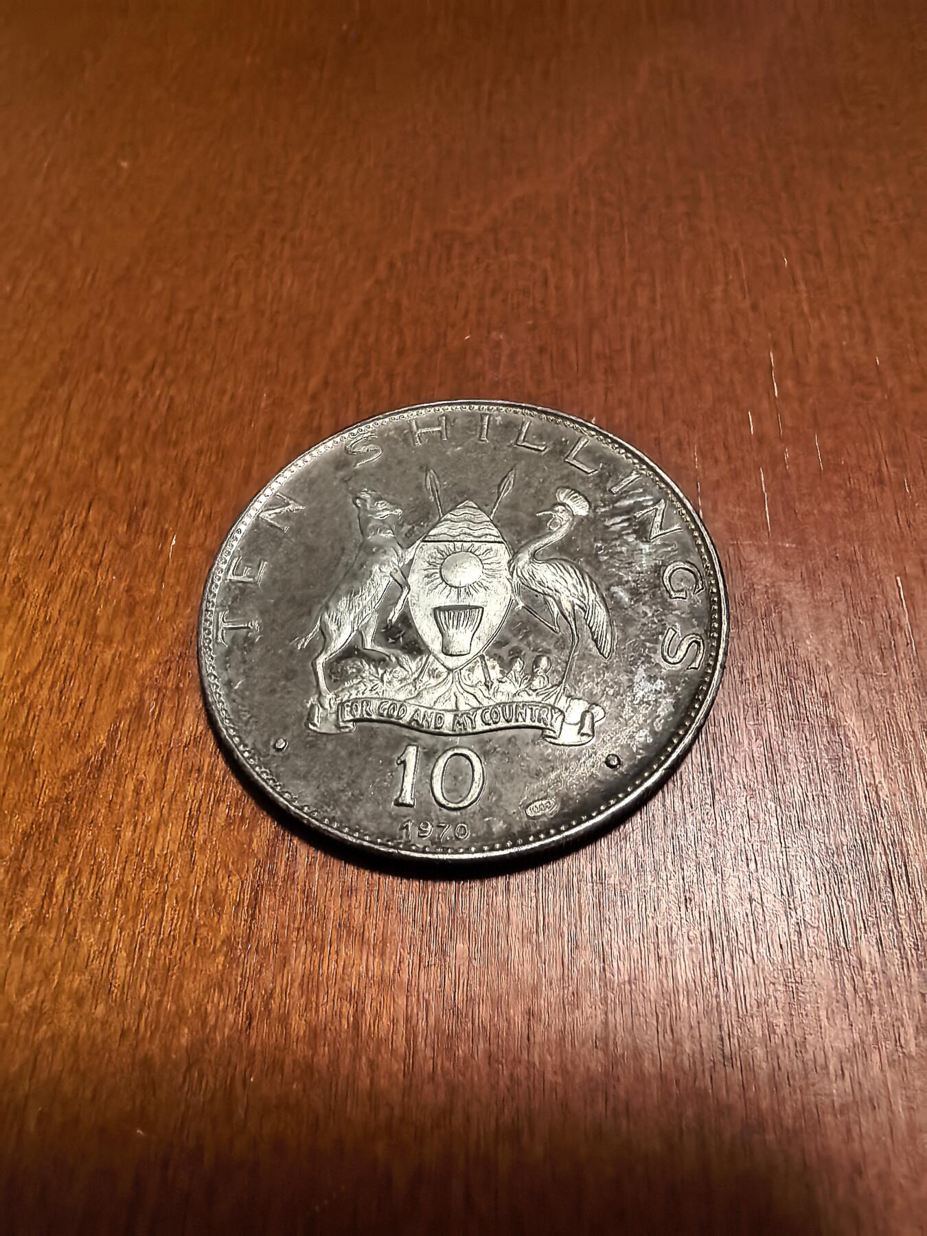 长老汇蛇年精选第五十一场拍卖 1969乌干达烈士墓10先令精制银币，6720枚，教皇访问套币中的一枚，20克999银