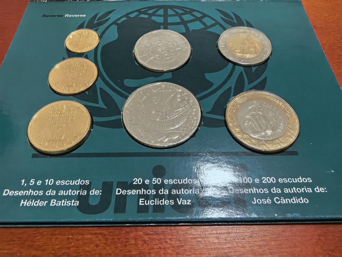 长老汇蛇年精选第五十一场拍卖 1999葡萄牙联合国儿童基金会9枚套装，卡装