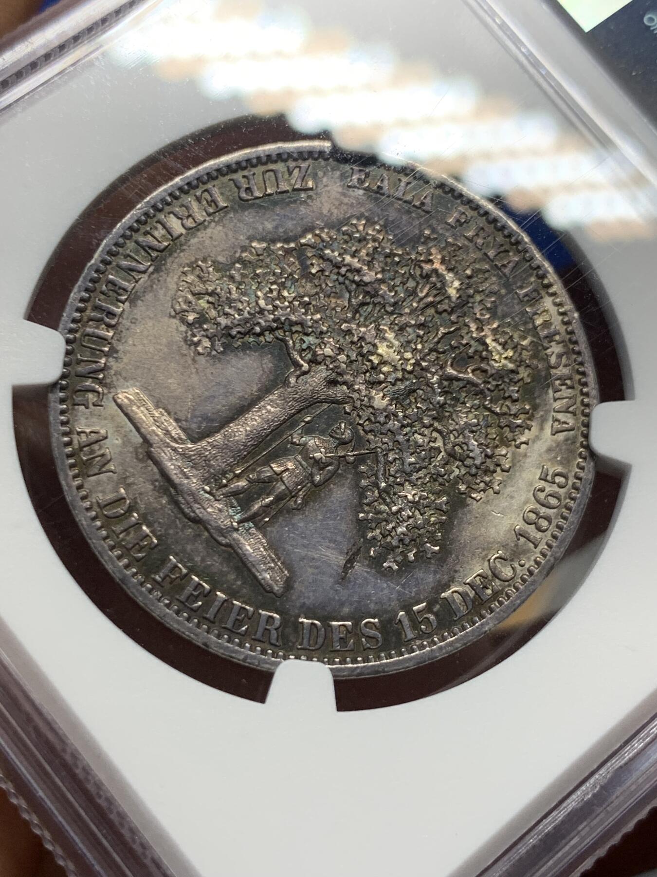 《竞宝斋》第421场 周日，周一，周二  3场连拍 （全场包邮） NGC MS62 德国 1865年 汉诺威 名誉品 橡树泰勒 细节状态好 原味带彩包浆 值得收藏