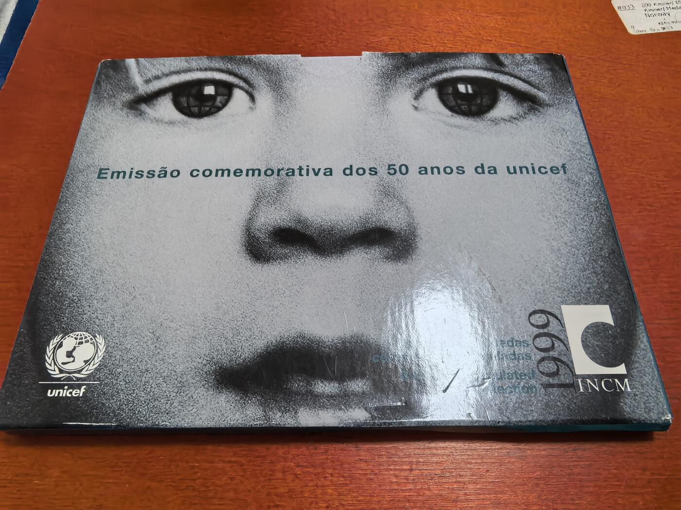 长老汇蛇年精选第五十一场拍卖 1999葡萄牙联合国儿童基金会9枚套装，卡装
