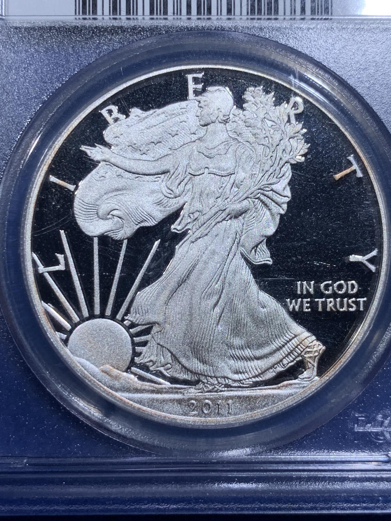 《竞宝斋》第421场 周日，周一，周二  3场连拍 （全场包邮） PCGS PR70DCAM 美国2011年行走女神精制银币 少见的特殊标签绿盒