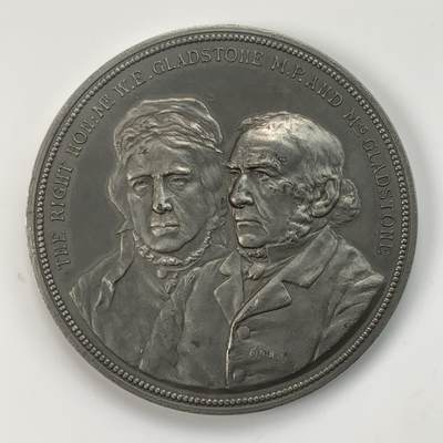 掌中浮雕-藏着的欧洲第036场 - 1889年格拉德斯通金婚纪念章 , 60mm， L .C. Lauer雕刻，合金材质，非常精美，罕见！