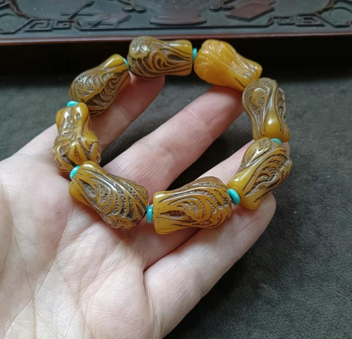 听雨轩    手办 古玩杂相限时专场 古玩收藏回流老包浆蜜蜡白菜手串