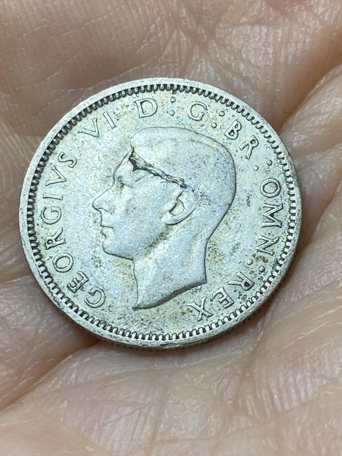 2025年第九十五场(总第一百二十一场）外国好品散币(免佣金) 英国🇬🇧1944年6便士银币(乔治六世第一版，500银)