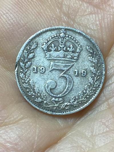 2025年第九十五场(总第一百二十一场）外国好品散币(免佣金) - 英国🇬🇧1919年3便士银币(乔治五世第一版，925银)