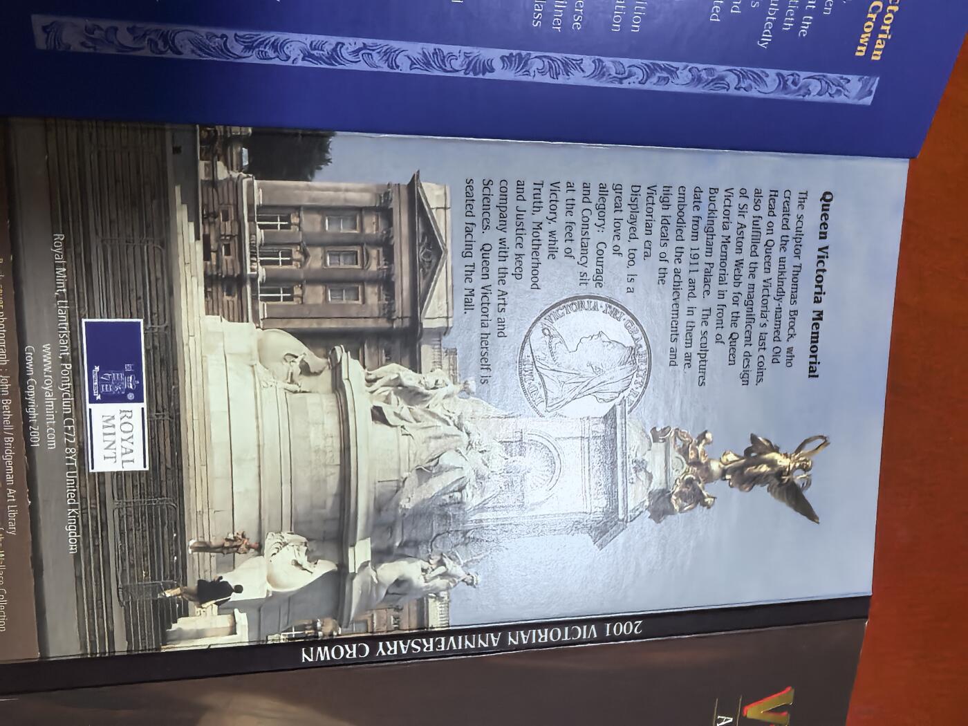 长老汇蛇年精选第五十一场拍卖 2001英国维多利亚克朗纪念5英镑铜币，卡装